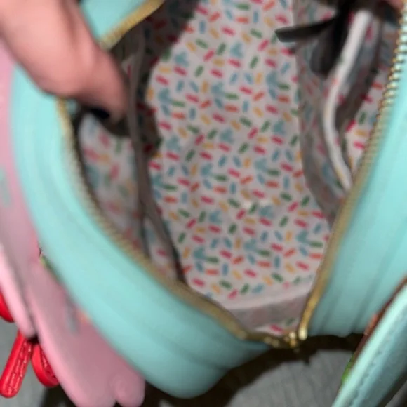 Loungefly Minnie Mouse icecream cone mini backpack - Picture 5 of 6